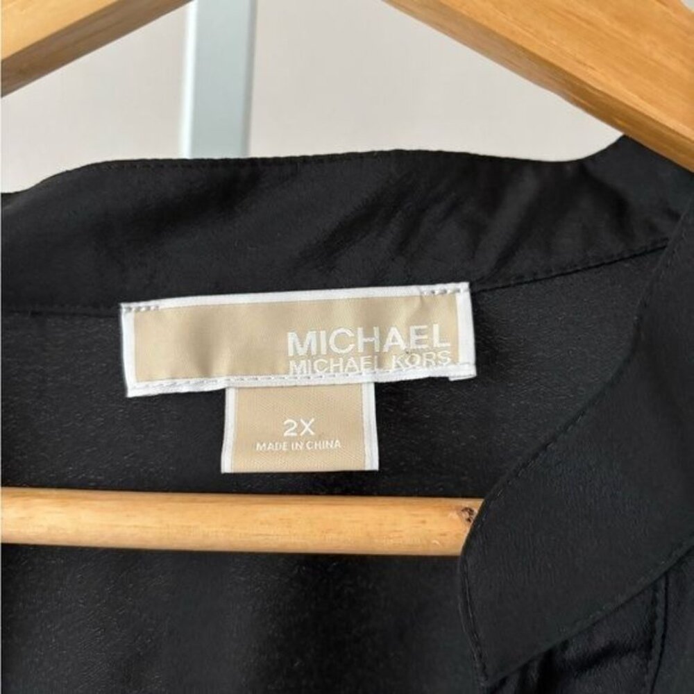 Michael Kors Blouse 2X Zip Pockets V Neck Quiet Luxury Dark Academia Soft Girl - Picture 4 of 12